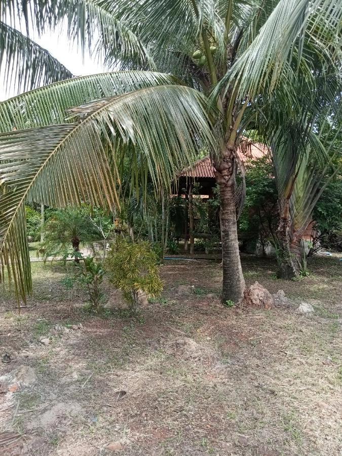 Ban Ban Bangalow Koh Jum Bagian luar foto